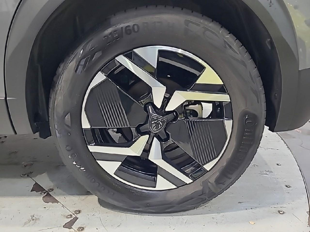 Peugeot 2008 electrique 156 ch 54 kwh gt — photo 16
