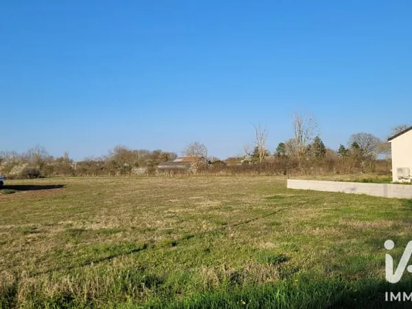 Terrain 2000 m²