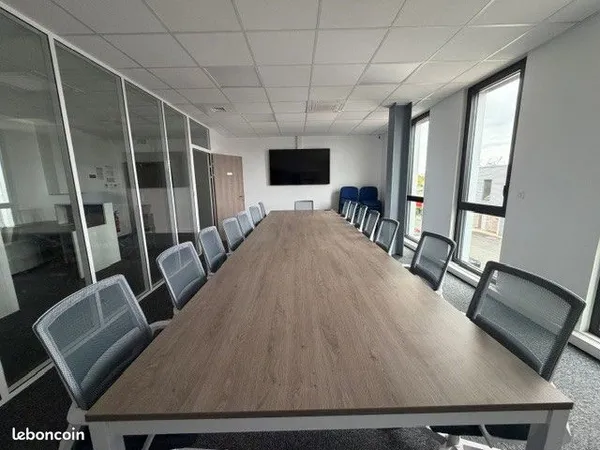 Bureaux à louer ou à vendre