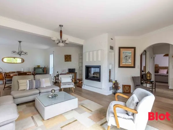 A VENDRE EN EXCLUSIVITE CHEZ BLOT IMMOBILIER - CHÂTEAUGIRON - MAISON FAMILIALE 155 M² - 5 CHAMBRES