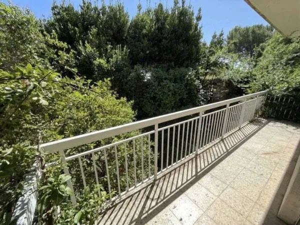 APPARTEMENT T4 87 M2 ENV AVEC BALCONS A VENDRE PROCHE CENTRE