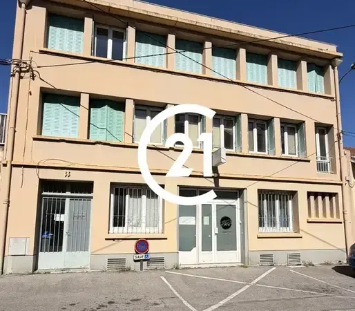 Commerce 459 m²