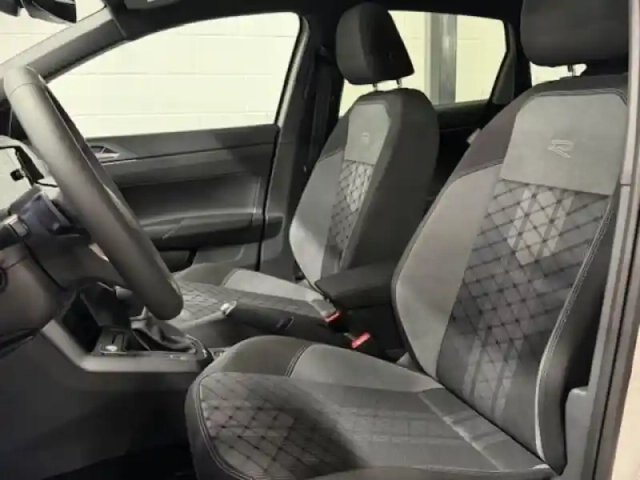 Volkswagen Taigo 1.5 tsi 150ch r-line edition dsg7 — photo 14