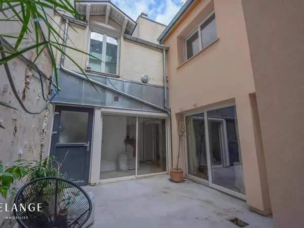 Immeuble 2 pièces 190 m²