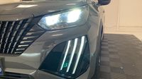 Peugeot 2008 1.2 PureTech 130ch S&S Allure EAT8 — photo 17