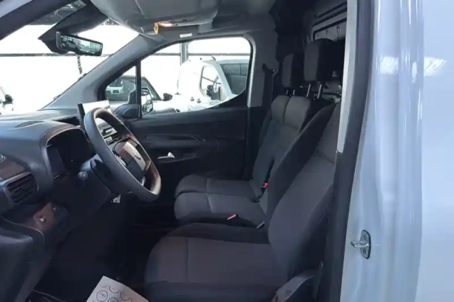 Citroën Berlingo van taille m 1000kg bluehdi 130 s&amp;s eat8 — photo 64