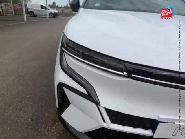 Renault Megane e-tech electric ev60 220ch techno super charge — photo 13