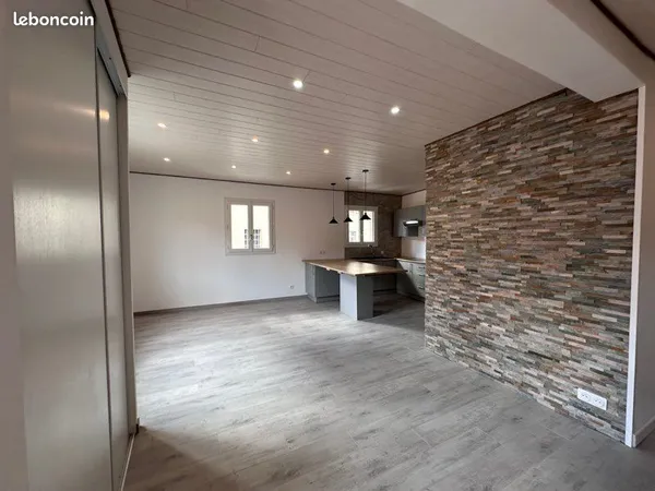 Location appartement dans maison