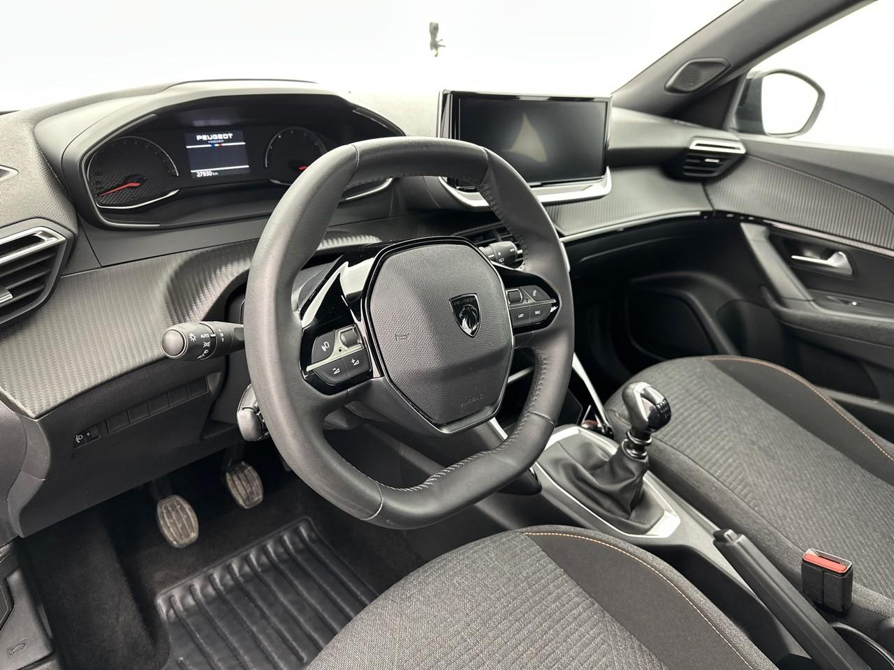 Peugeot 2008 100 s&s bvm6 style — photo 12