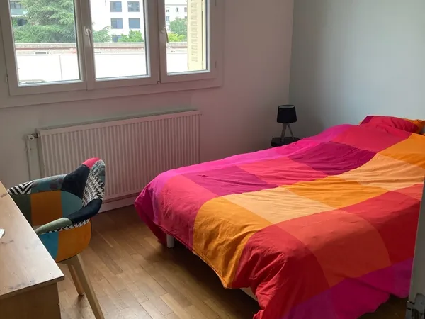 Loue chambre étudiant (ideal étudiant grange blanche) en colocation Bron centre