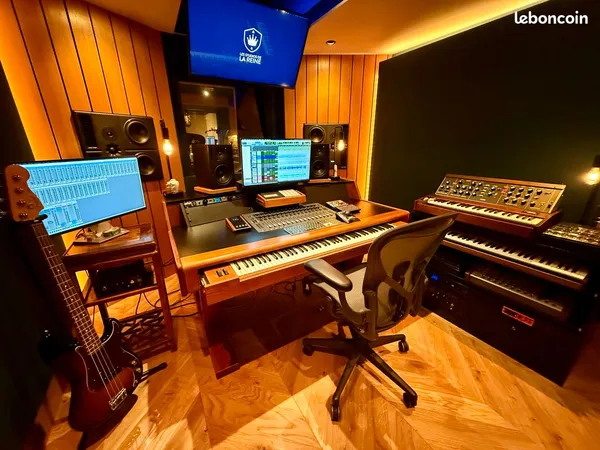 Studio d'enregistrement à partager 70 m² - Paris 13e