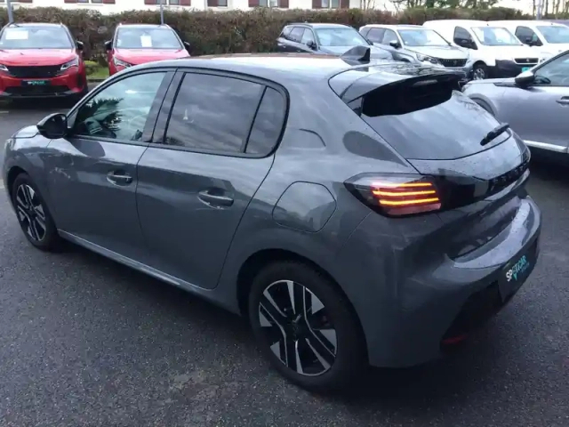 Peugeot 208 100 s&amp;s bvm6 — photo 14