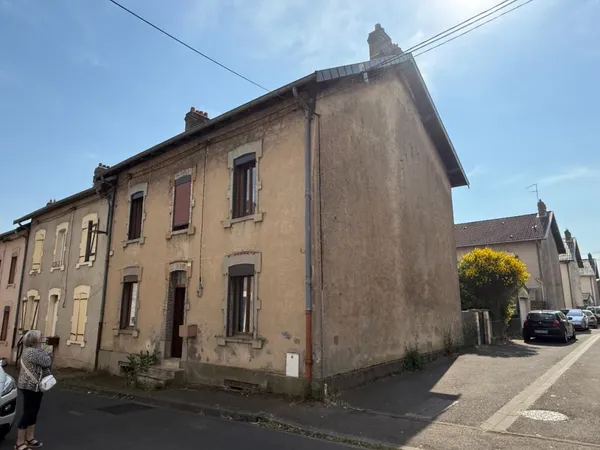 SUCCESSION VACANTE ! Maison 6 pièces 130 m² - AUBOUÉ