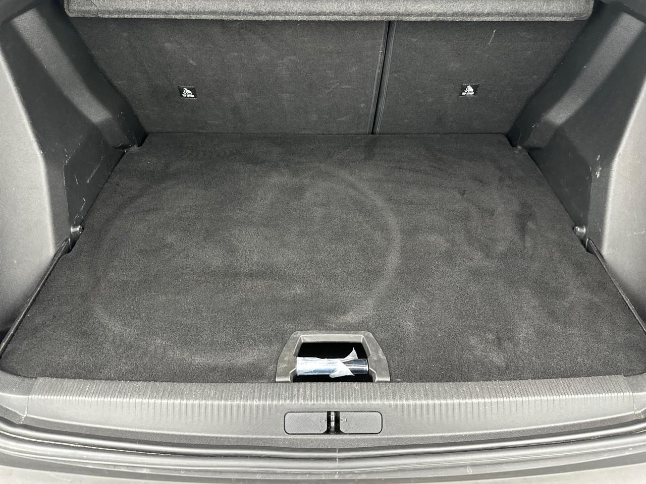 Peugeot 2008 puretech 130 s&s eat8 allure pack — photo 6