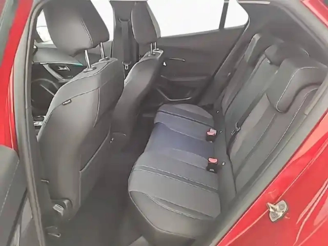 Peugeot 2008 bluehdi 130 s&amp;s eat8 — photo 12