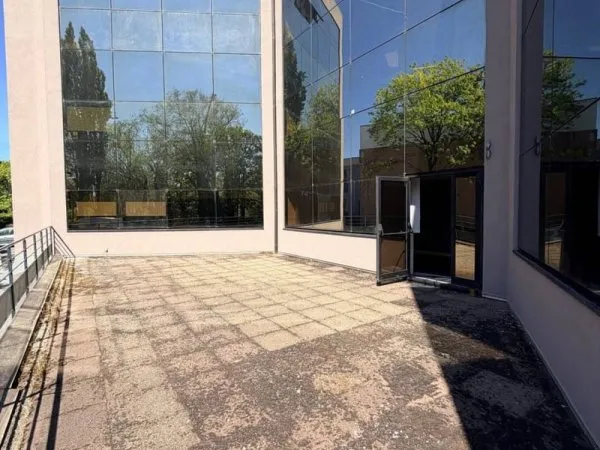 Bureaux 163 m²