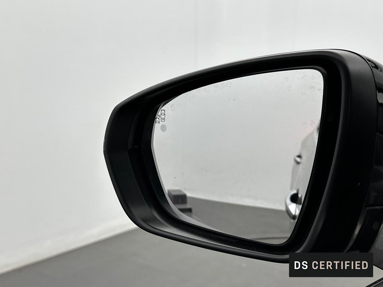 Ds Ds 7 crossback crossback hybride e-tense 300 eat8 4x4 performance — photo 36