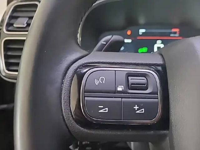 Citroën C5 Aircross bluehdi 130 s&amp;s eat8 — photo 28