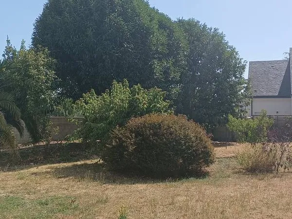 Terrain 415 m²