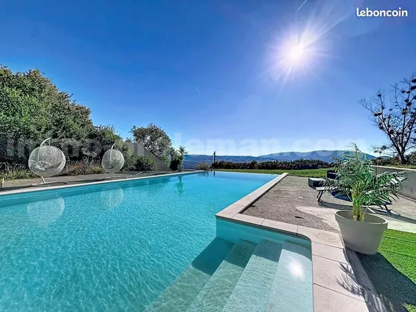 Maison 9 pièces 272 m²