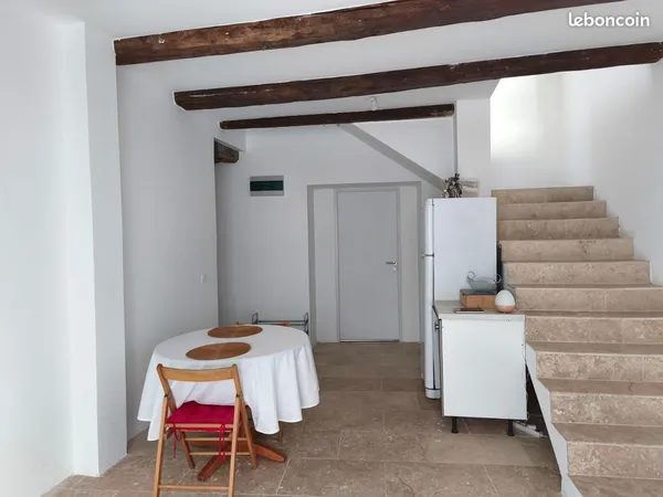 Location maison mitoyenne en plein coeur de Vallon-Pont-d'Arc