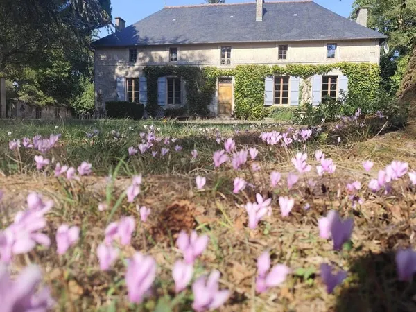 Maison de plain-pied 7 pièces 201 m²