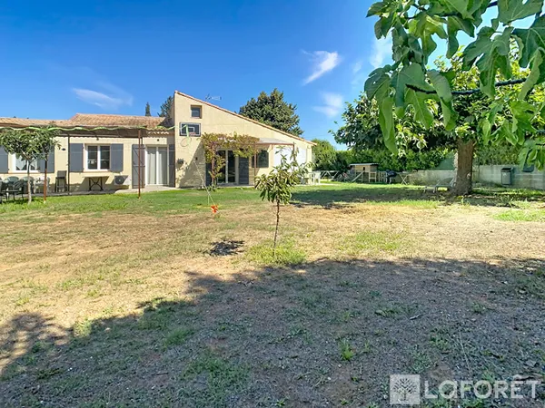 Maison 7 pièces 211 m²