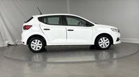 Dacia Sandero 1.0 SCe 65ch Essentiel — photo 4