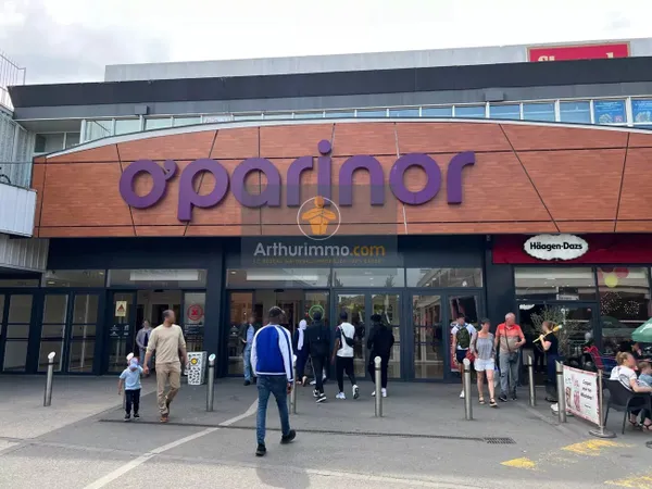 Fonds de commerce 210 m²