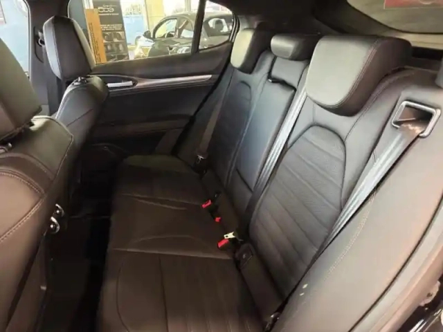 Alfa Romeo Stelvio 2.2 diesel 210ch veloce q4 at8 — photo 10