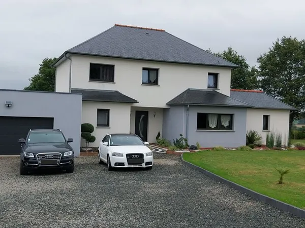 Maison . 7 pièces . 168m2