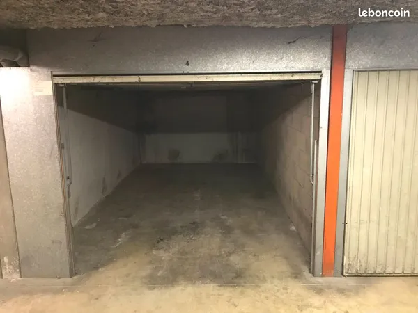 Location garage Quartier Hôpitaux Facultés