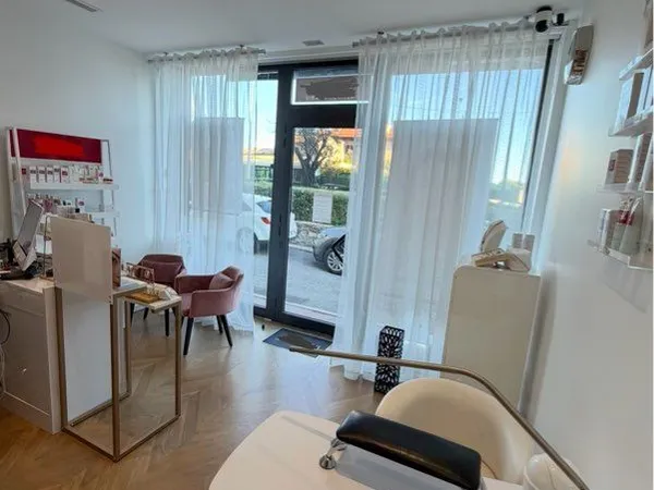 Vends droit au bail ou fond de commerce Nice Ouest