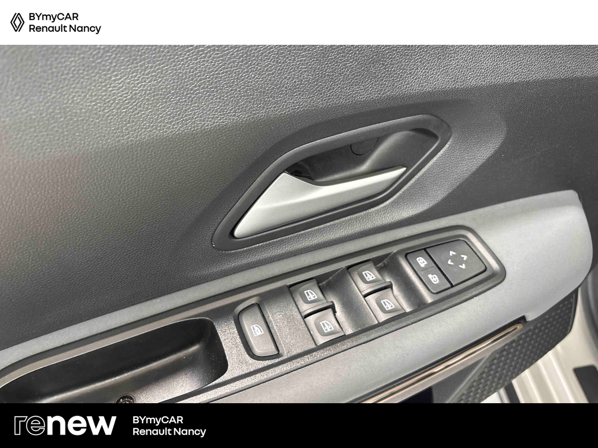Dacia Sandero TCe 110 — photo 19