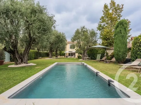 Maison 5 pièces 74 m²
