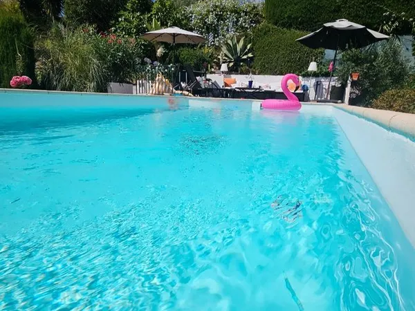 Maison meublé piscine 5 pieces