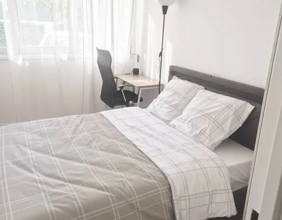 Appartement 5 pièces 10 m²