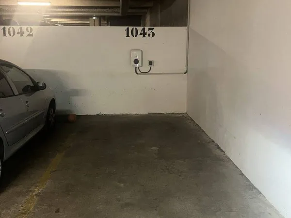 Parking 12 m²
