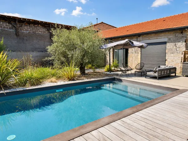 Maison 4 pièces 199 m²