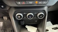 Dacia Sandero 1.0 TCe 90ch Journey — photo 14