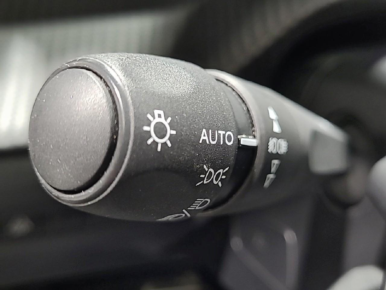 Peugeot 2008 puretech 130 s&s eat8 roadtrip — photo 23