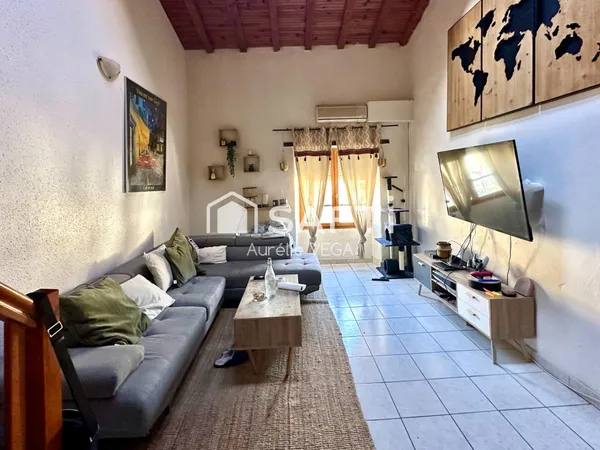Immeuble avec local + 2 appartements loués - à 5 min de Mirepoix