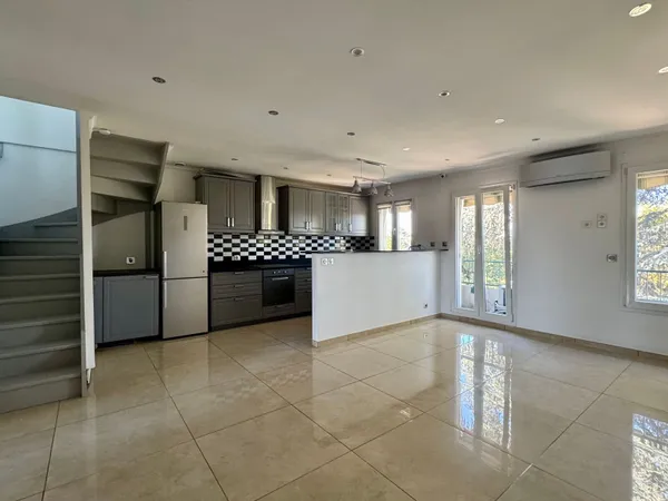 Appartement 4 pièces 102 m²