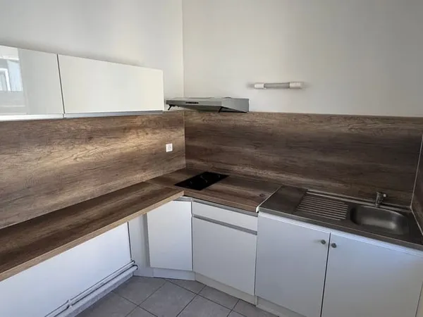 Studio 1 pièce 40 m²