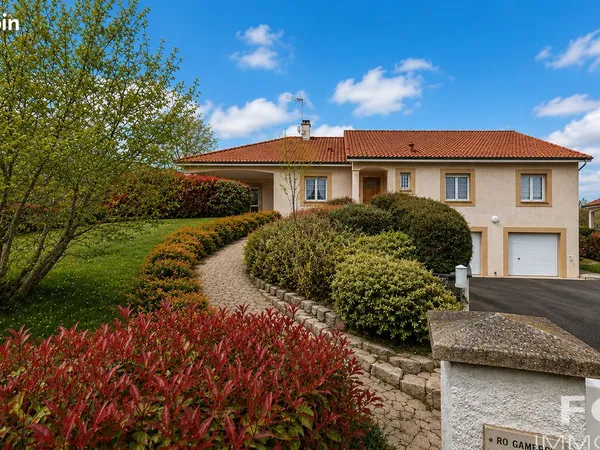 Villa 7 pièces 175 m²