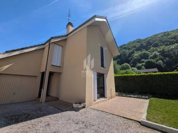 Maison 4 pièces 85 m²