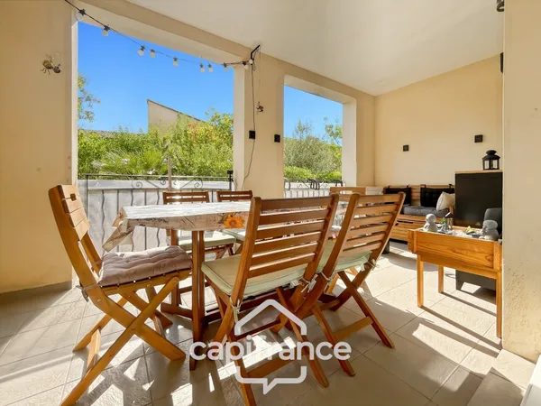 Appartement 40m2 rénové et climatisé, en rez de jardin , une chambre et sa salle de douche, sa terra