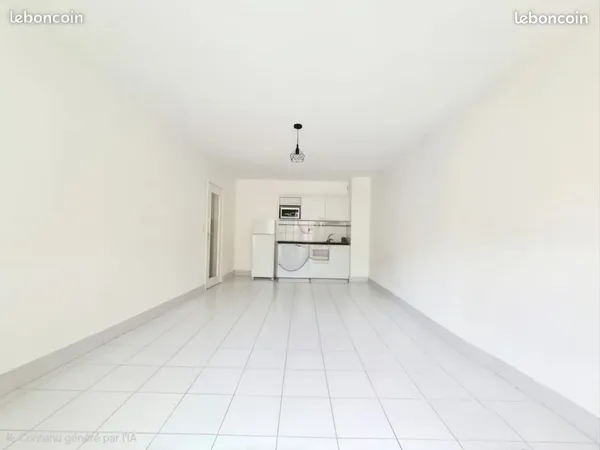 Mardjan parsa 11:31 À VENDRE - APPARTEMENT 3 PIÈCES DE 60 m² AVEC TERRASSE ET GARAGE AU SOUS SOL ,FE