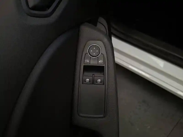 Renault Clio sce 65 — photo 35