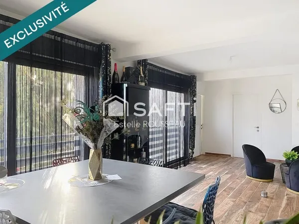 Appartement 96m²,Terrasse vue dégagée, métro 11